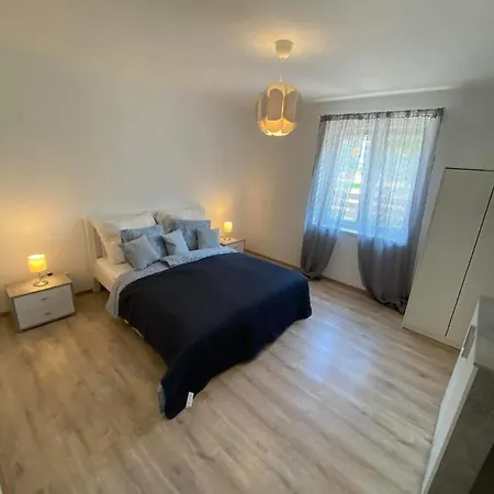 Appartement Oecsi Vendeghaz à Balatonlelle Extérieur photo
